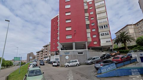 Foto 3 de Piso en venta en Calle Camilo Alonso Vega, Los Castros, Santander
