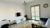 Living room of Flat for sale in L'Hospitalet de Llobregat  with Oven and Balcony