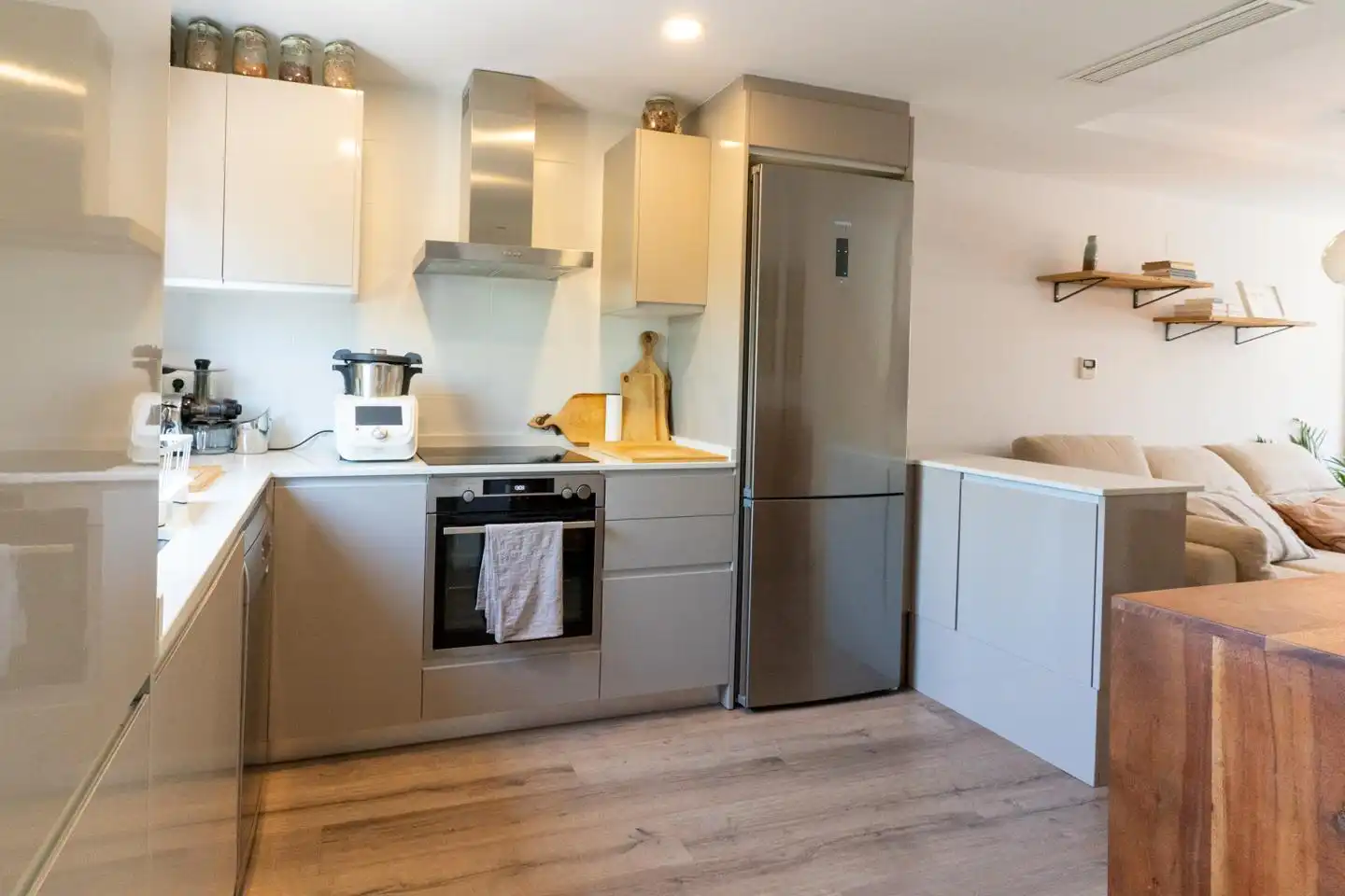 Cocina de Casa adosada en venta en Santa Pola con Aire acondicionado, Calefacción y Parquet