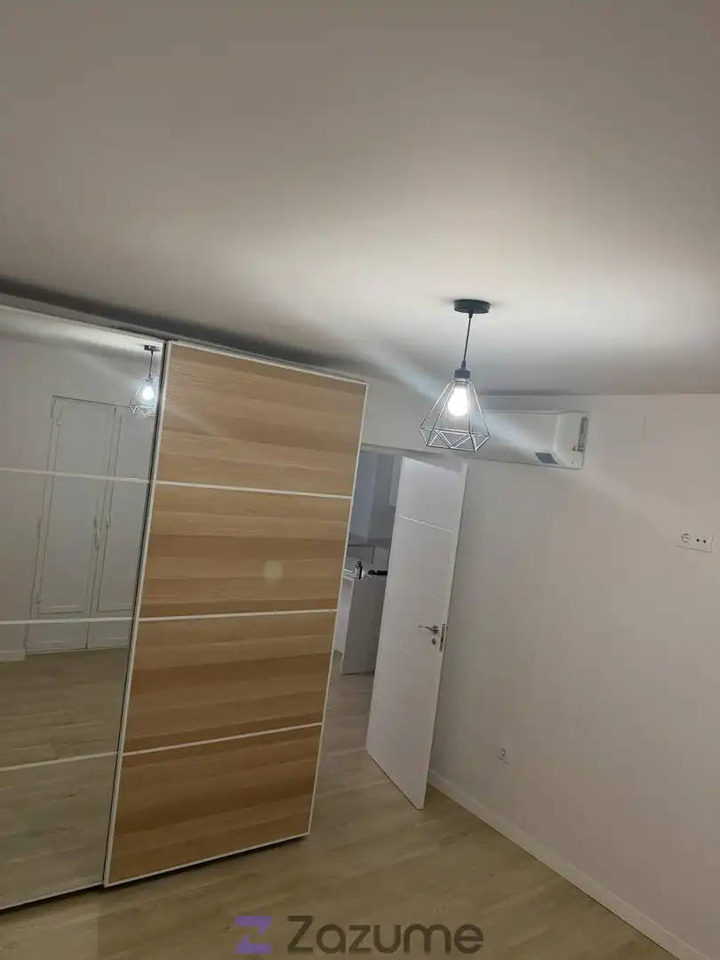 Habitación de Piso de alquiler en Madrid con Aire acondicionado, Calefacción y Horno