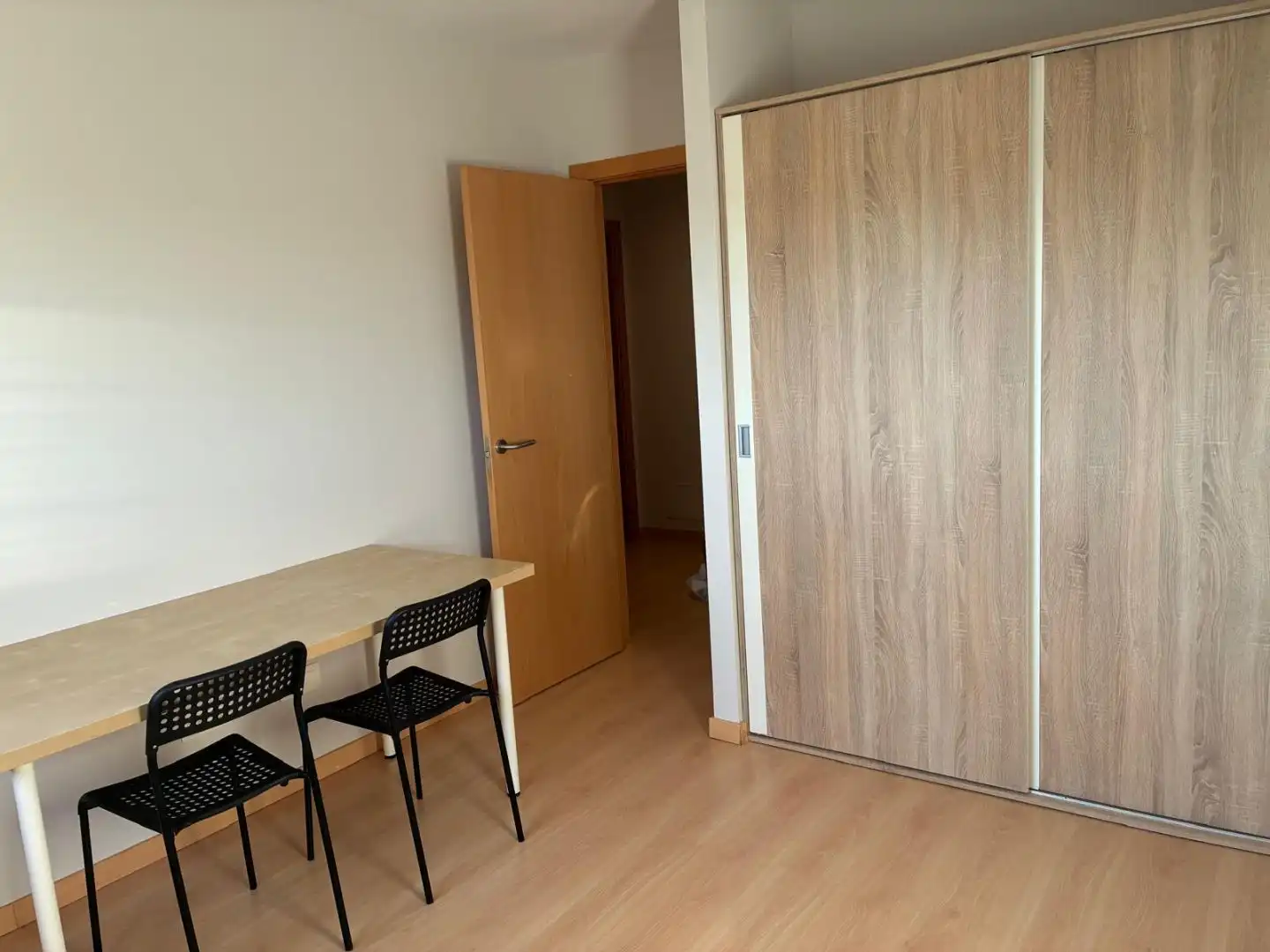 Habitación de Casa o chalet en venta en Garrafe de Torío con Calefacción, Jardín privado y Parquet