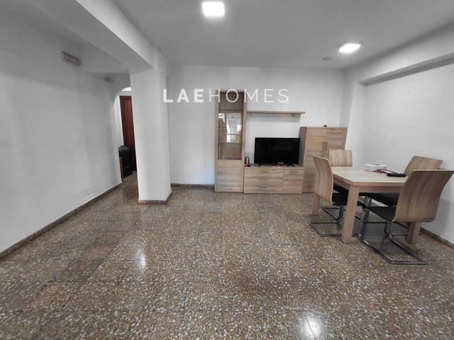 Piso en Venta en Hospital - Plaza del Real