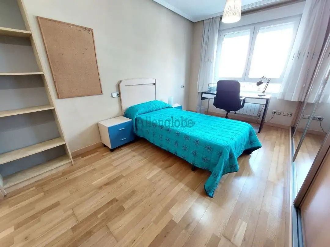 Flat with lift to rent in Calle Vicente Aleixandre, imagen 4