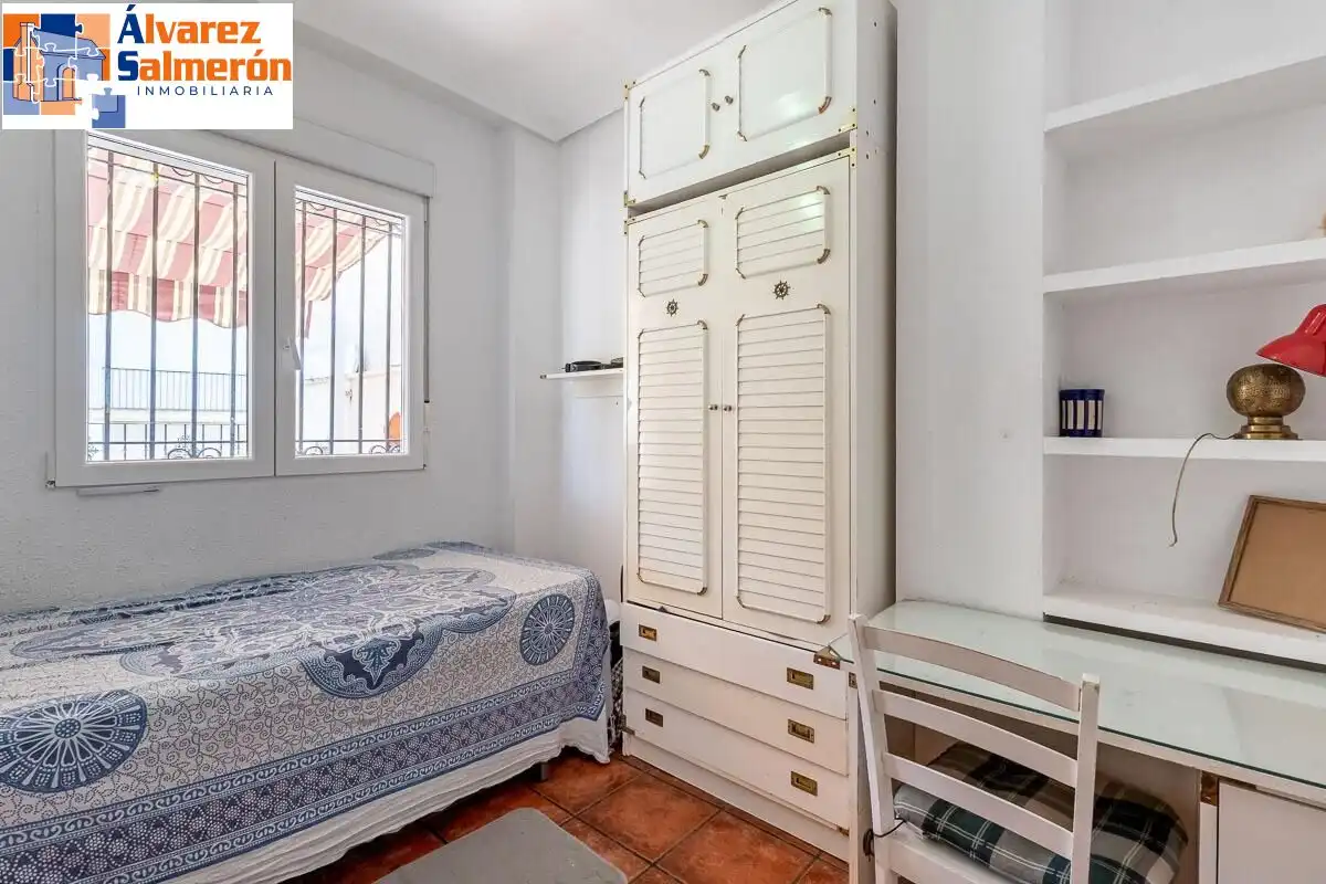 Habitación de Ático en venta en Granada con Terraza