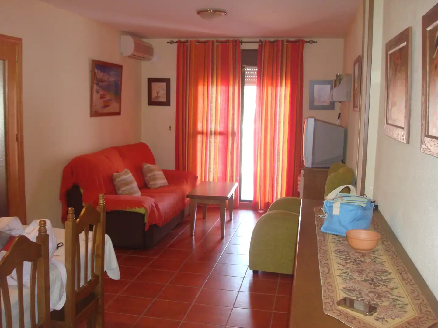 Wohnzimmer von Erdgeschoss zur Miete in Chiclana de la Frontera mit Klimaanlage, Heizung und Terrasse