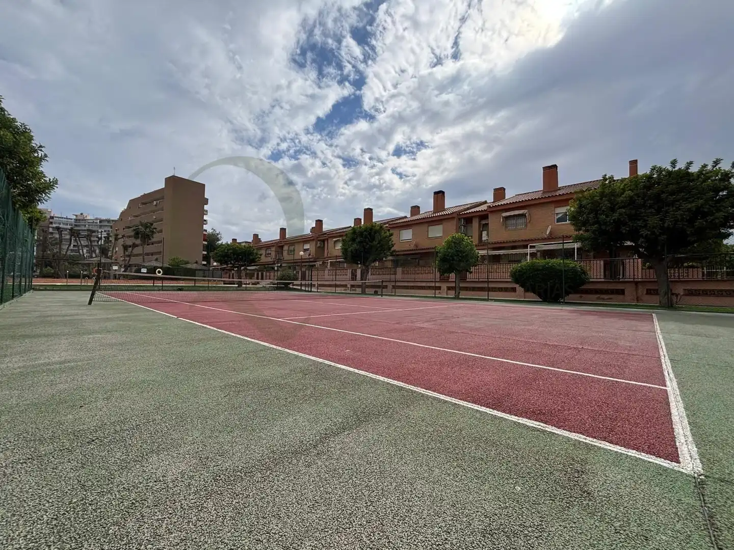Vista exterior de Casa adosada en venta en Alicante / Alacant con Calefacción, Jardín privado y Terraza