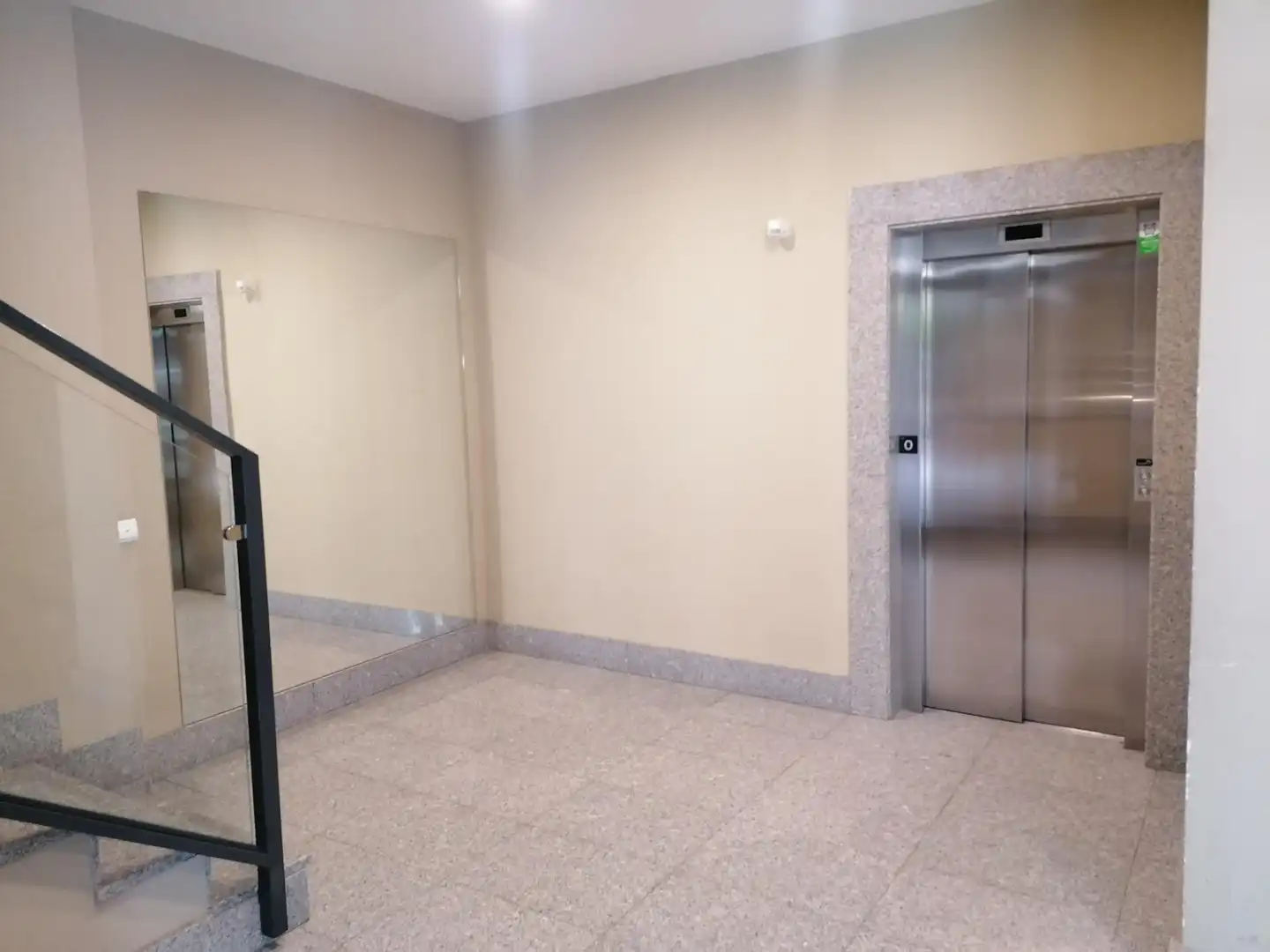 Einzelparkplatz zum Verkauf in Calle de Viaje al Parnaso, imagen 2