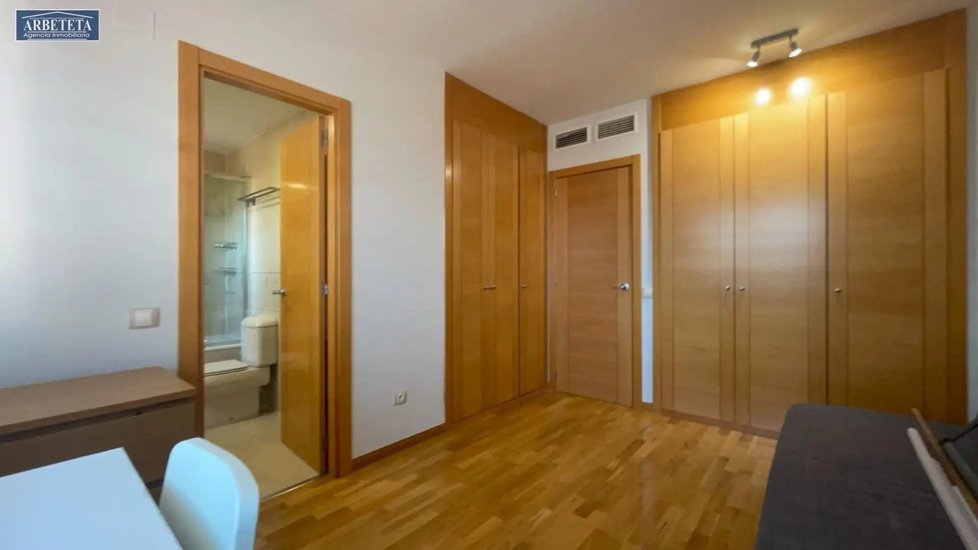 Habitación de Piso en venta en Yebes con Calefacción, Terraza y Trastero