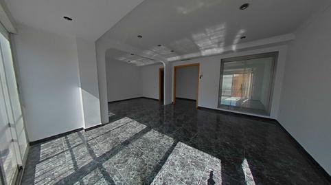 Foto 2 de Apartament en venda a Poeta Miguel Hernandez, 44, Reina Victoria - Miguel Hernández, Elche / Elx