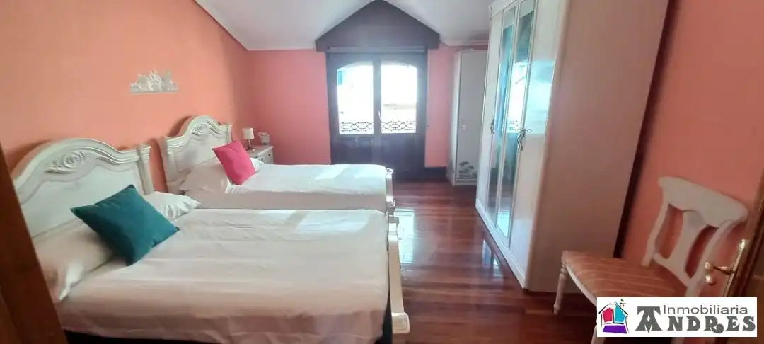 Habitación de Edificio en venta en Bermeo
