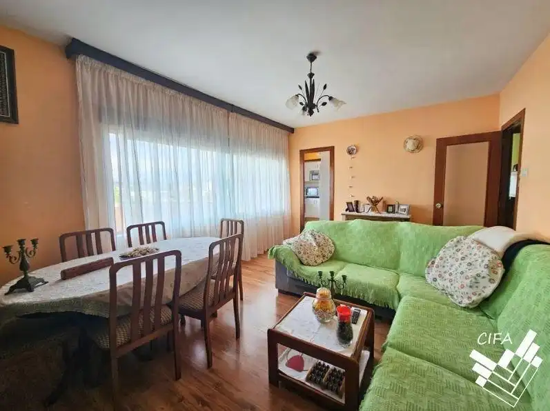Living room of Flat for sale in Benicarló  with Air Conditioner, Heating and Parquet flooring