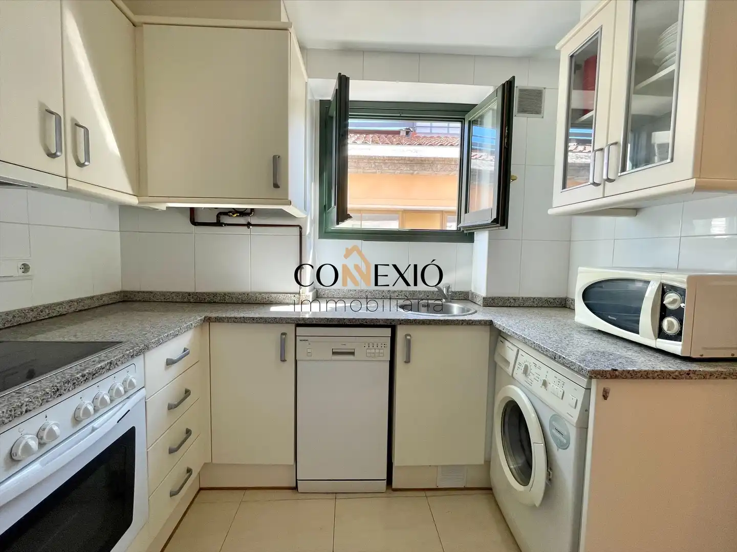 Appartamento con terrazza in vendita a Centre - Barri Vell, imagen 13