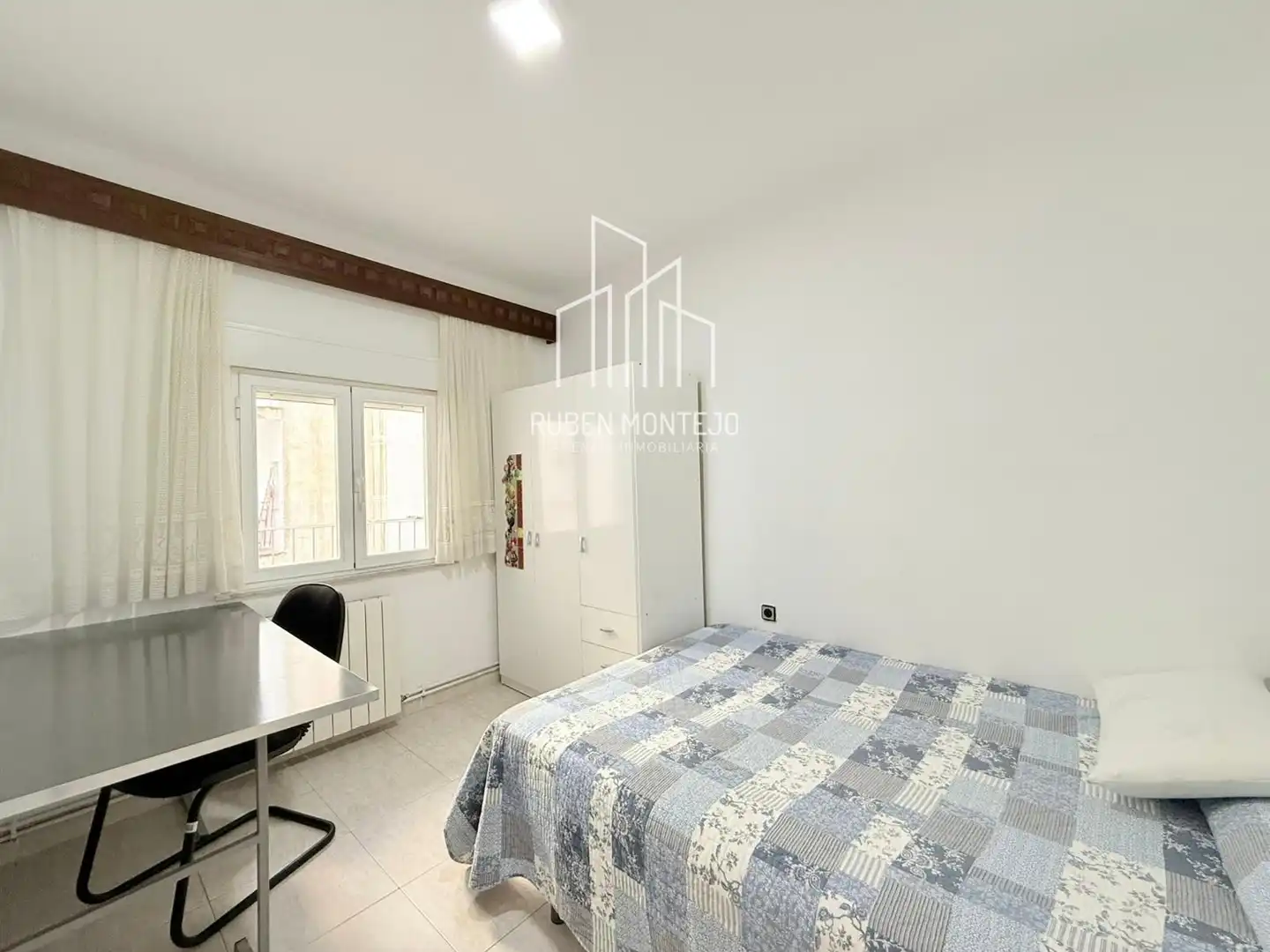 Bedroom of Flat for rent in Salamanca  with Heating, Terrace and Furnished
