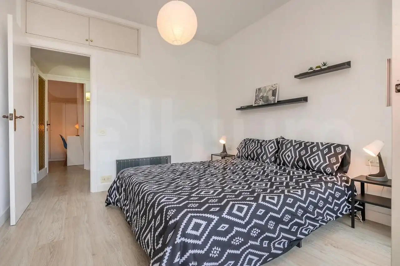 Bedroom of Flat for rent in Barcelona  with Heating, Parquet flooring and Terrace