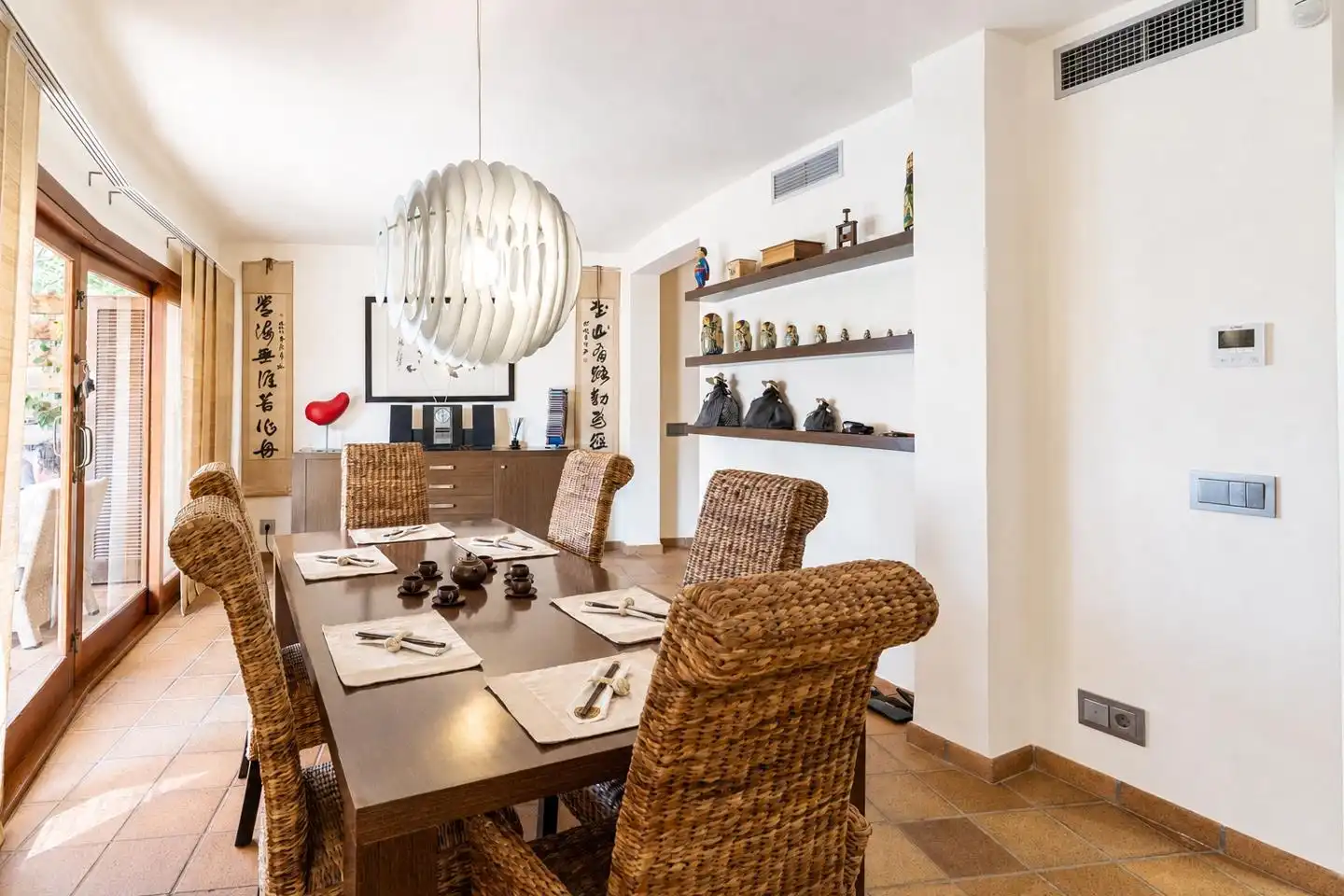 Menjador de Casa o xalet en venda en Santa Pola amb Aire condicionat, Jardí privat i Terrassa