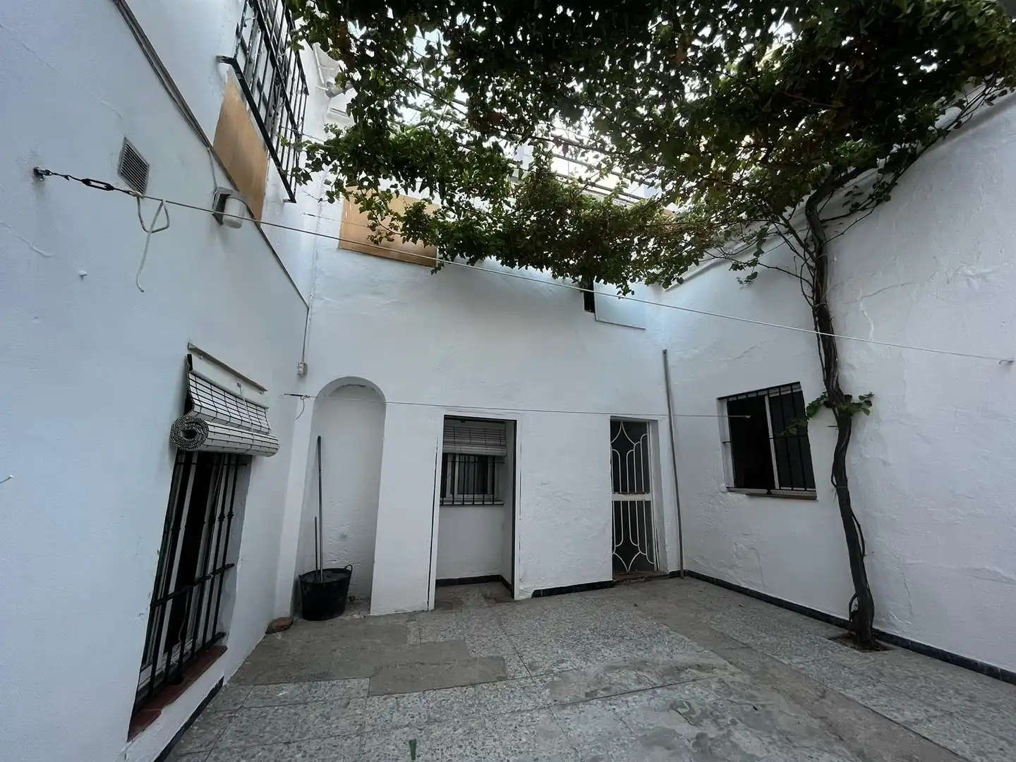 Exterior view of Houses for sale in Morón de la Frontera