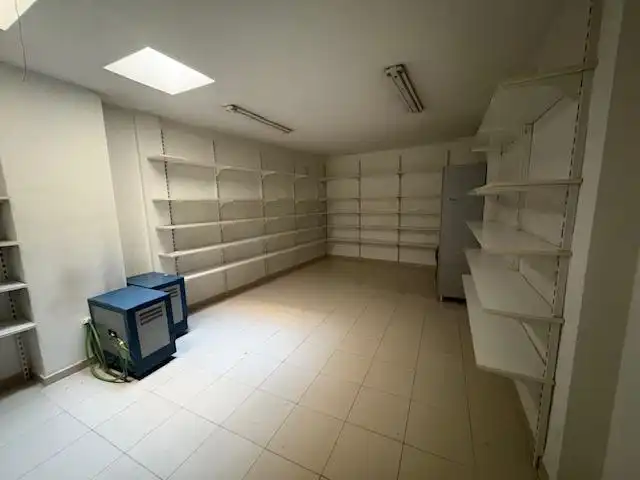 Local comercial de lloguer a Centro, imagen 4