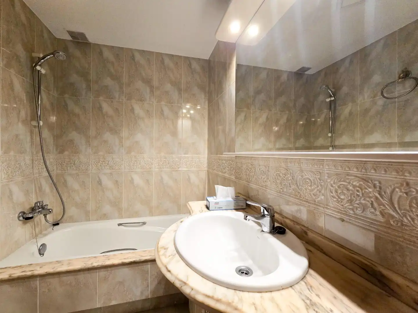 Baño de Dúplex en venta en A Coruña Capital  con Calefacción, Parquet y Terraza