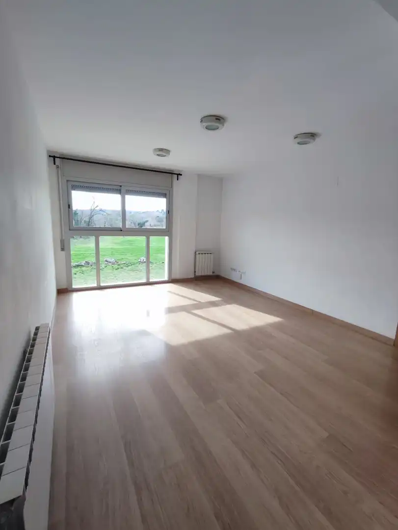 Sala de estar de Piso en venta en Sant Celoni con Calefacción y Trastero