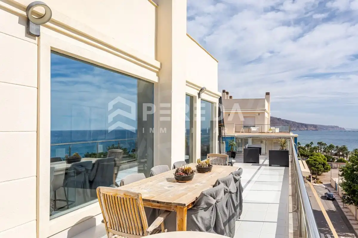 Terraza de Ático en venta en Roquetas de Mar con Aire acondicionado, Terraza y Piscina comunitaria