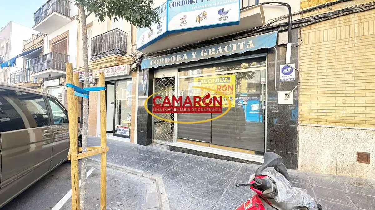 Local commercial à louer à Coria del Río