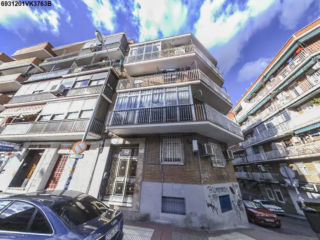 Flat for sale in C/ SEPULVEDA 144 BAJO PUERTA C