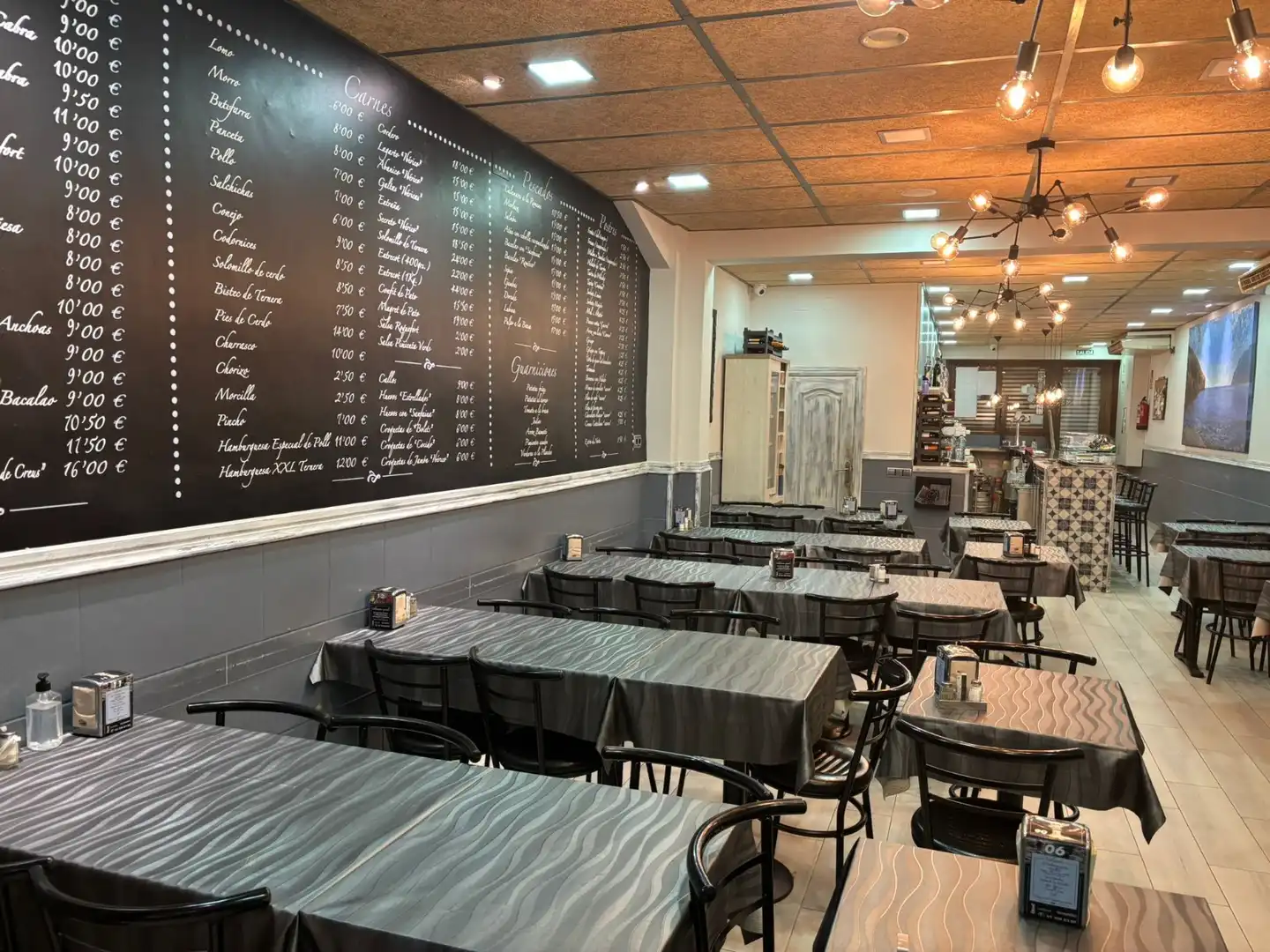 Business premises for transfer in Sant Martí, imagen 2