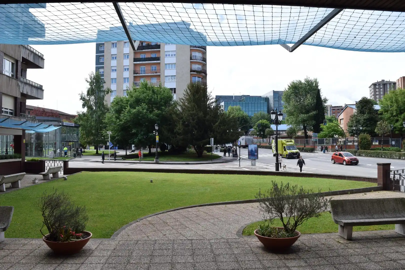 Terrassa de Pis en venda en Oviedo  amb Calefacció, Parquet i Traster