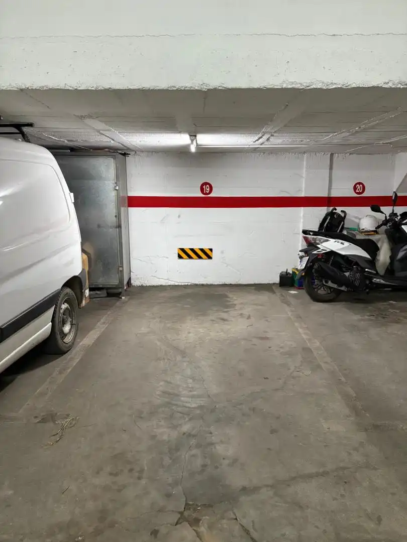 Parking en una de las mejores zonas de Figueres., imatge 2