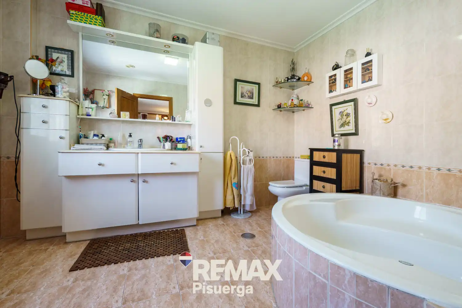 Baño de Casa o chalet en venta en Arroyo de la Encomienda con Aire acondicionado, Calefacción y Jardín privado