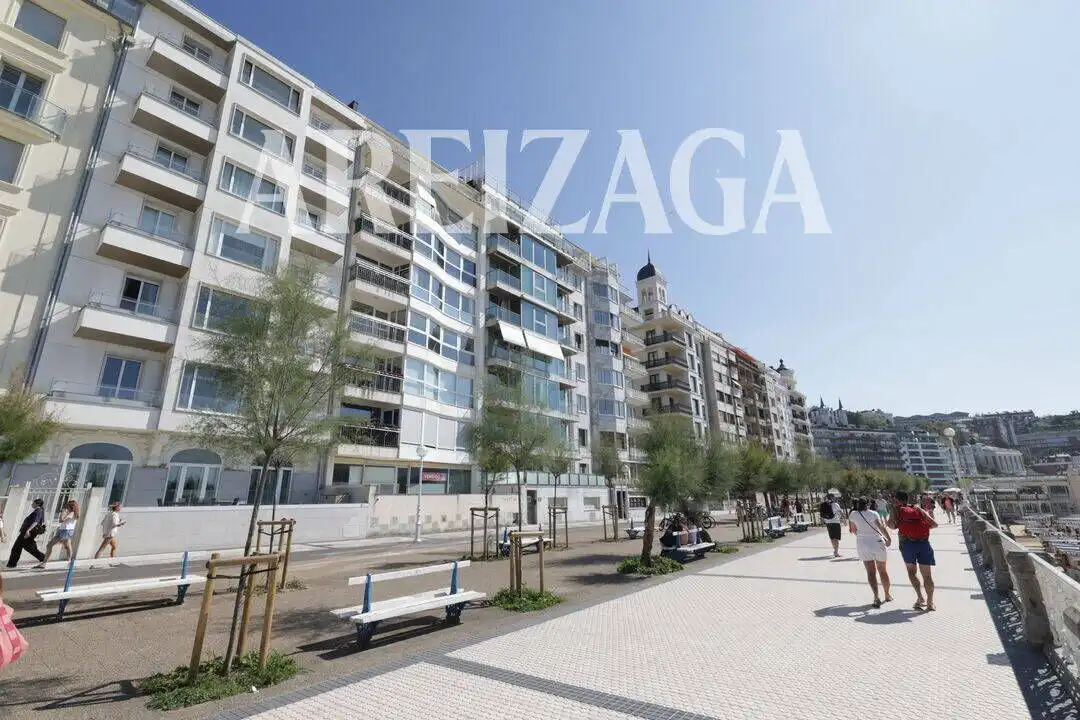 Piso con terraza en venta en Calle Zubieta, imagen 54