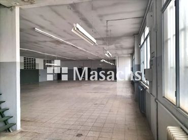 Nau industrial en venda a Can Feu - Gràcia