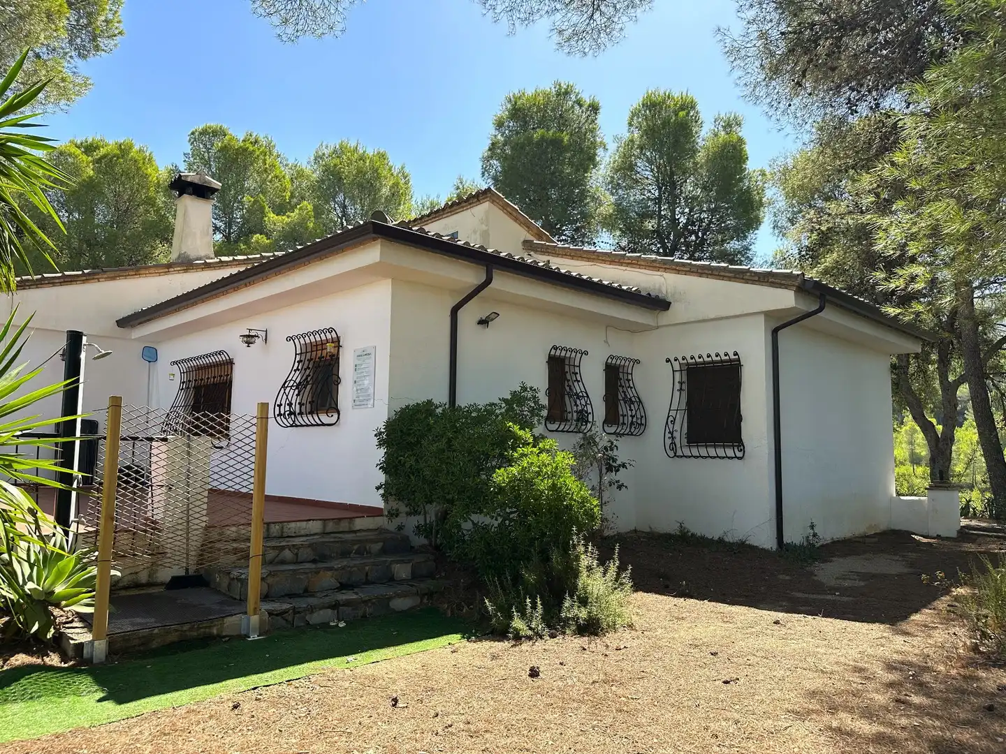 Vista exterior de Casa o chalet en venta en Agullent con Calefacción, Trastero y Amueblado