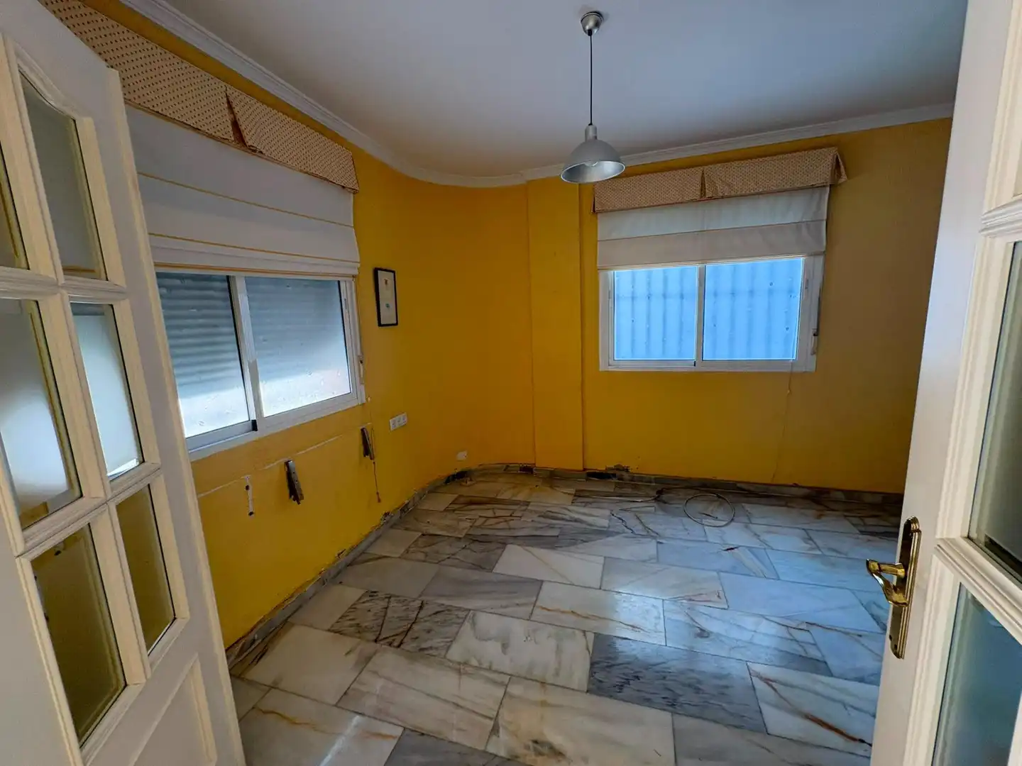 Dormitori de Casa adosada en venda en Cádiz amb Terrassa, Traster i Balcó