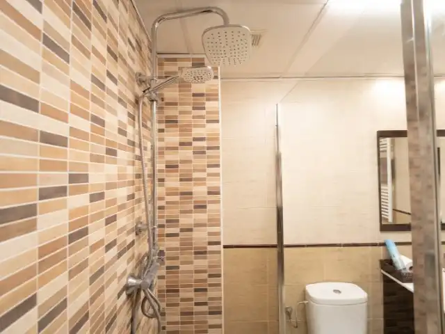 Baño de Piso en venta en Paterna con Aire acondicionado, Calefacción y Terraza