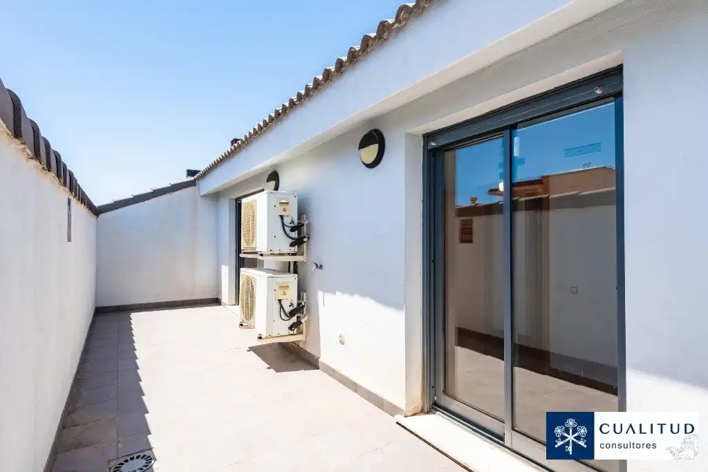 Terrasse von Dachboden zum Verkauf in Vila-real mit Parkett, Terrasse und Abstellraum