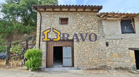 CASITA DE PIEDRA EN VENTA ZONA TRESPADERNE