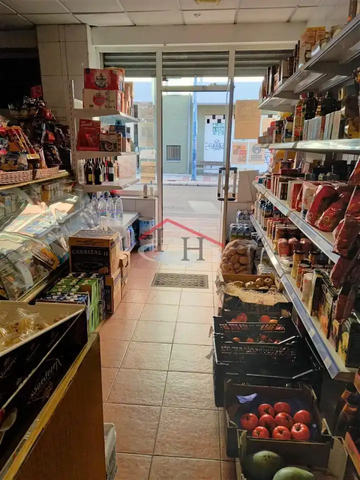Local en venda en San Andrés del Rabanedo amb Moblat