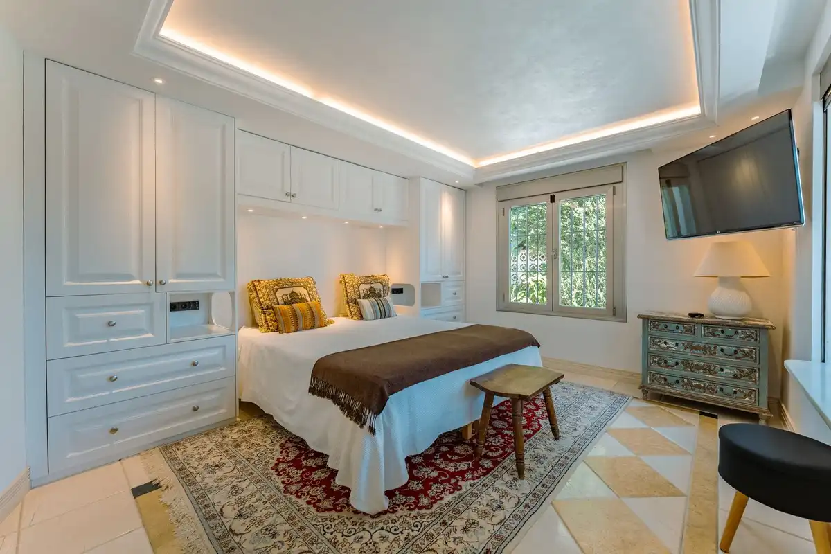 Chalet con piscina en venta en San Pedro de Alcántara, imagen 14