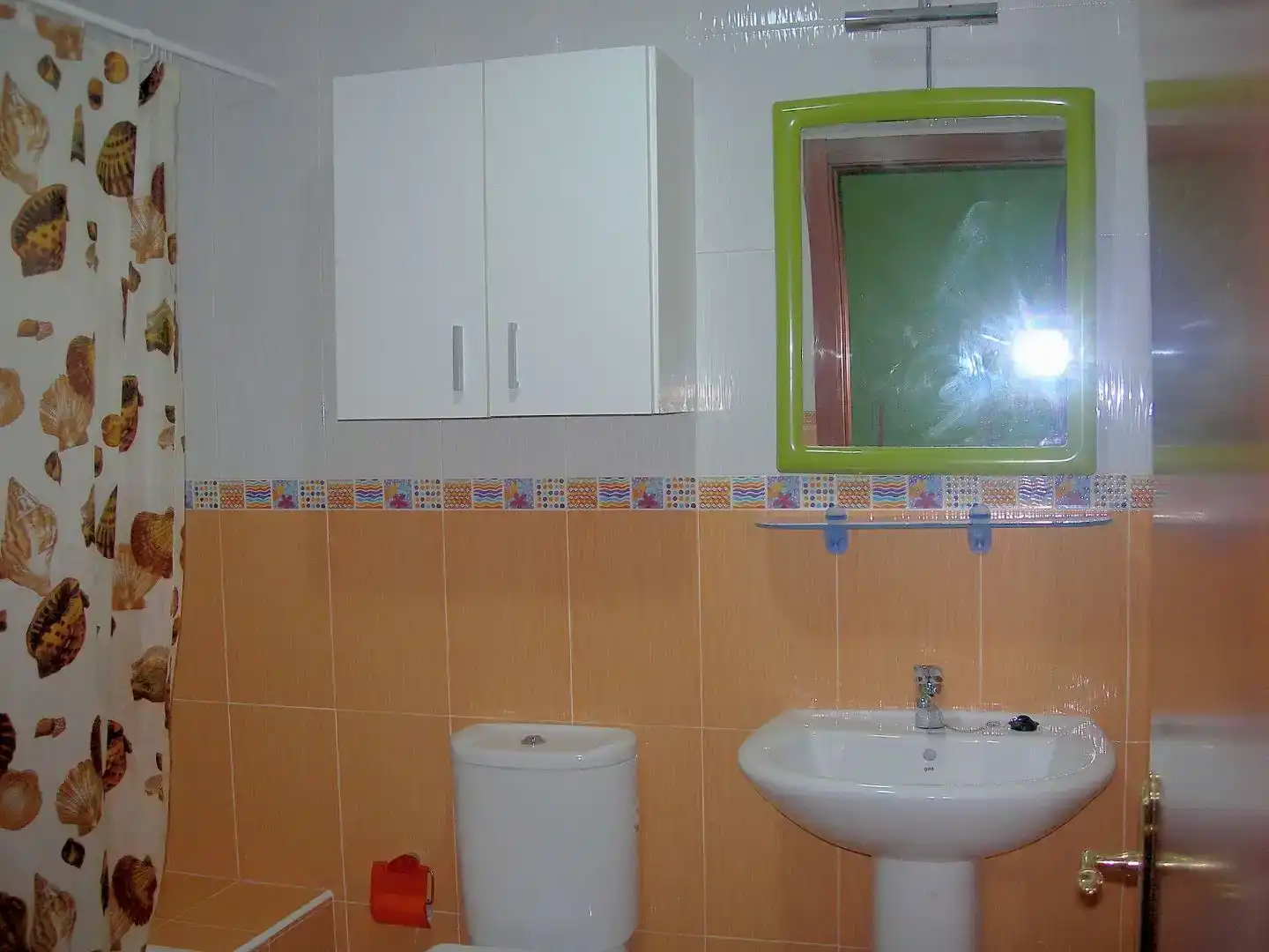 Bathroom of Flat for rent in Narón
