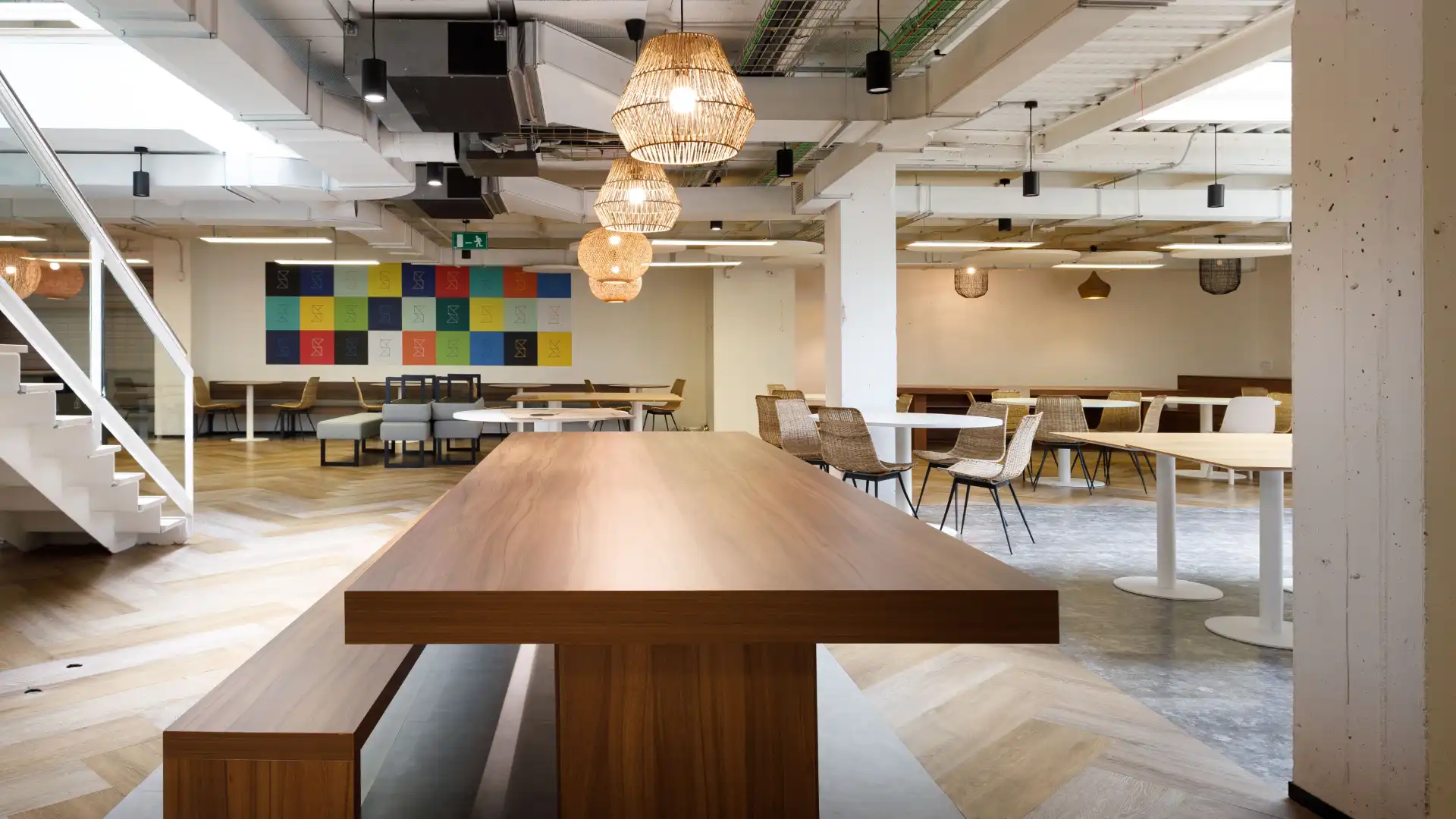 Comedor de Oficina de alquiler en Barcelona con Aire acondicionado, Calefacción y Terraza