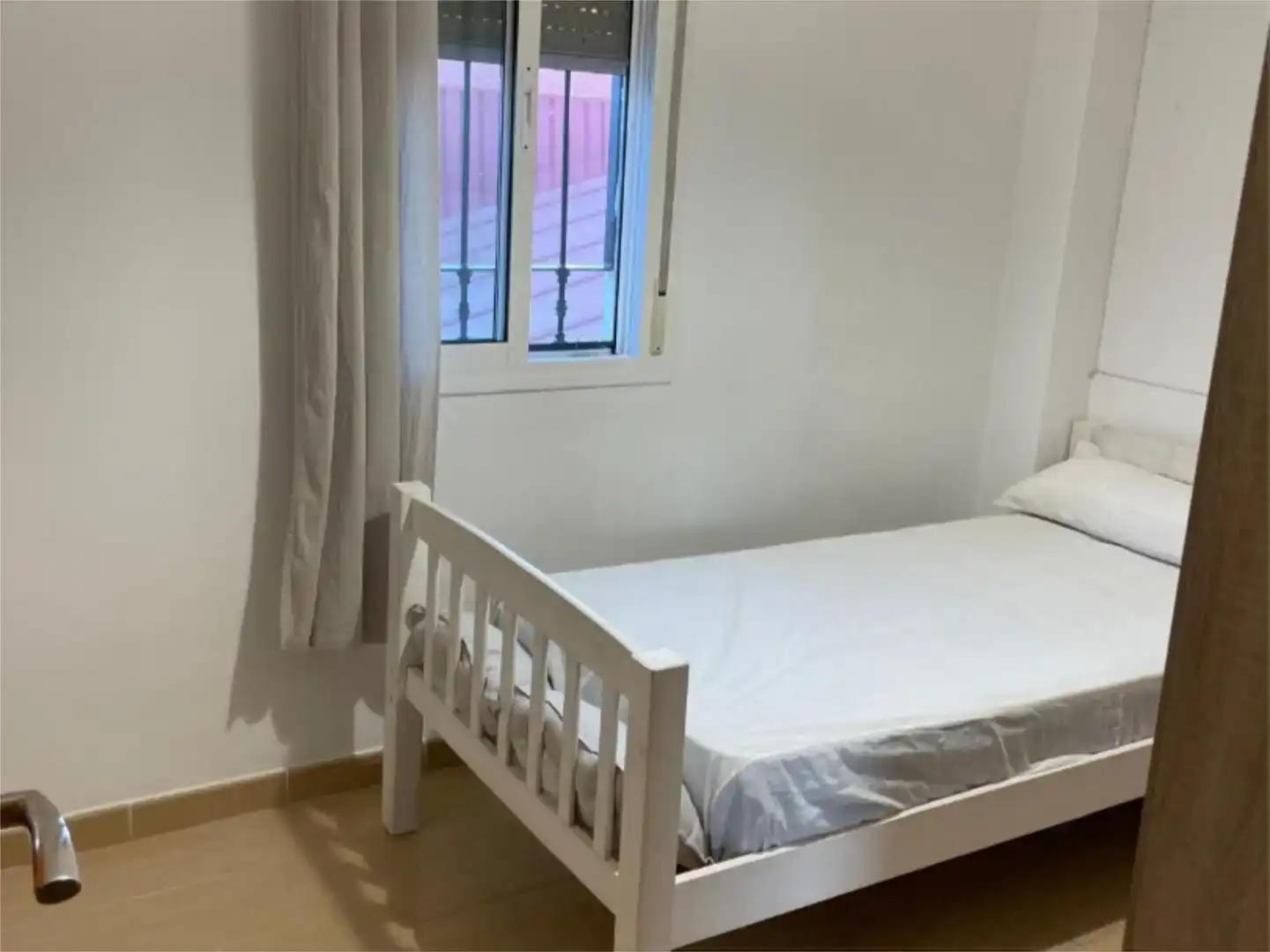 Habitación de Piso en venta en Alanís con Aire acondicionado, Amueblado y Balcón
