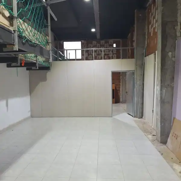 Commercial properties for sale in Calle del Obolo, 19, PAU de Carabanchel