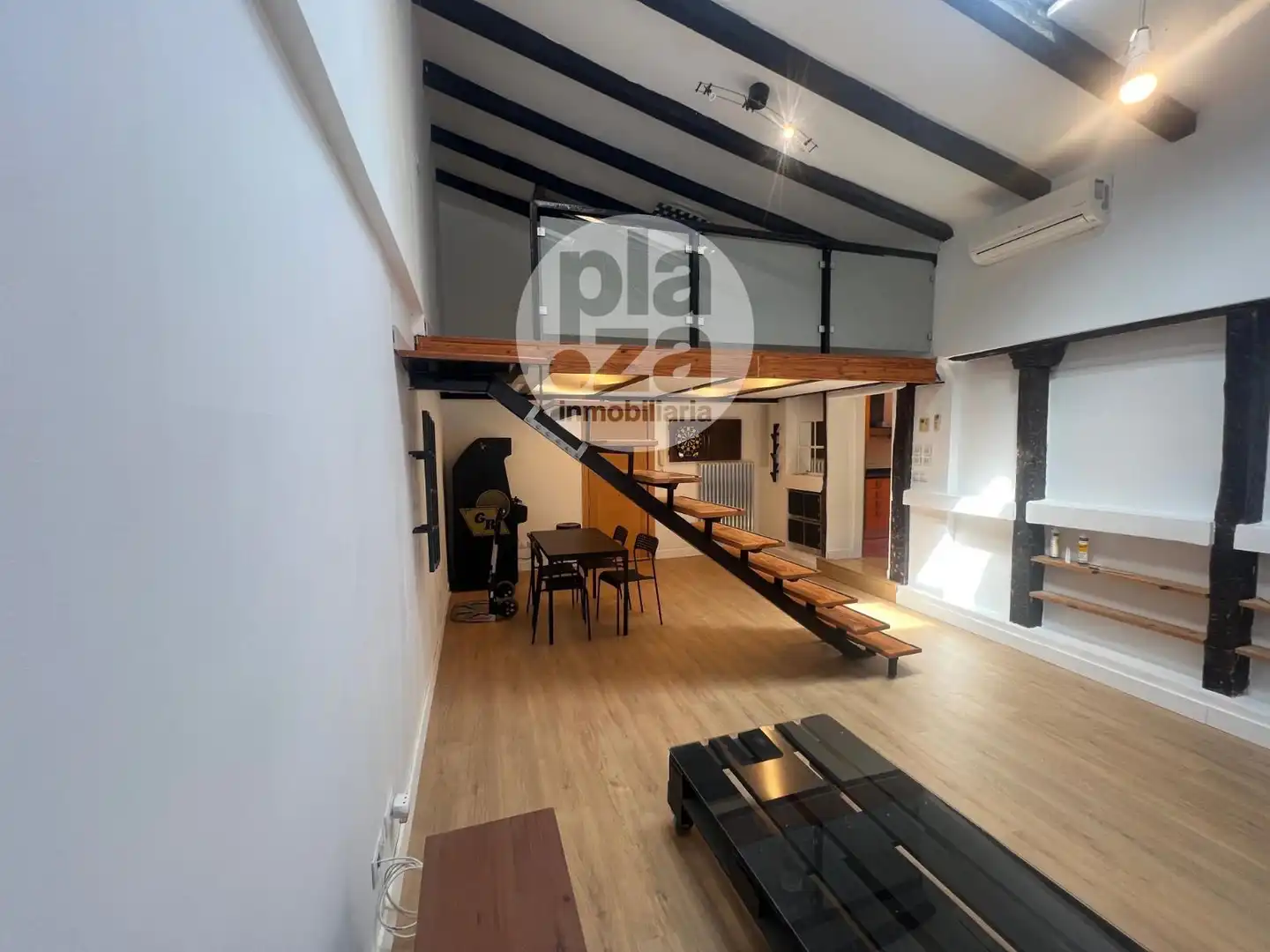 Flat for sale in Burgos  with Air Conditioner and Heating