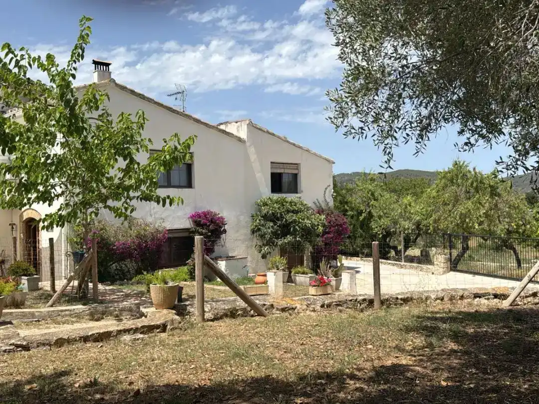 Vista exterior de Casa o xalet en venda en Sant Pere de Ribes amb Aire condicionat