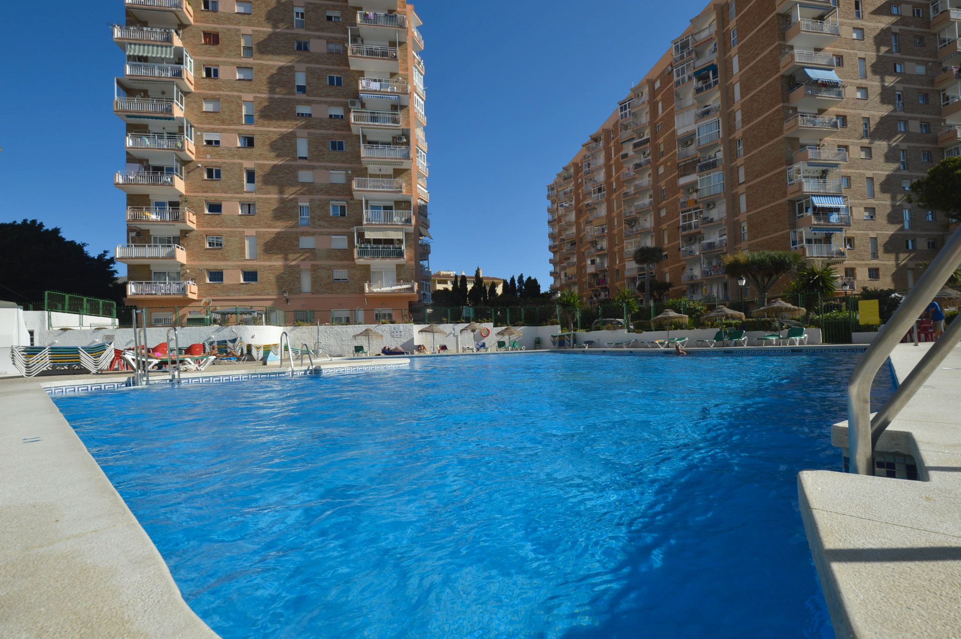 Swimming pool of Study for sale in Benalmádena  with Air Conditioner, Terrace and Furnished