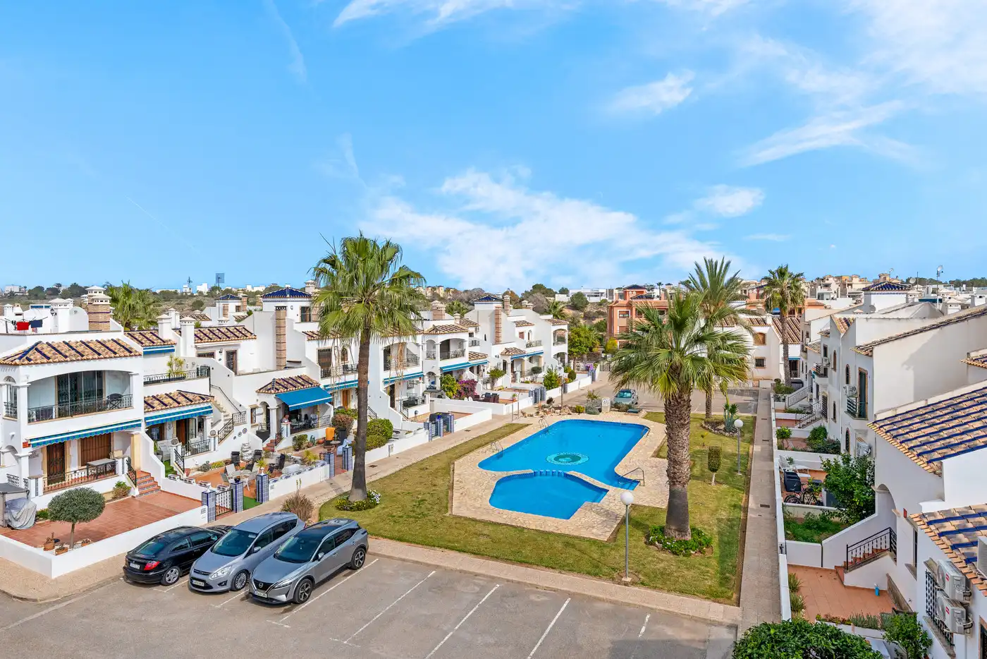 Exterior view of Attic for sale in Orihuela  with Terrace, Storage room and Swimming Pool