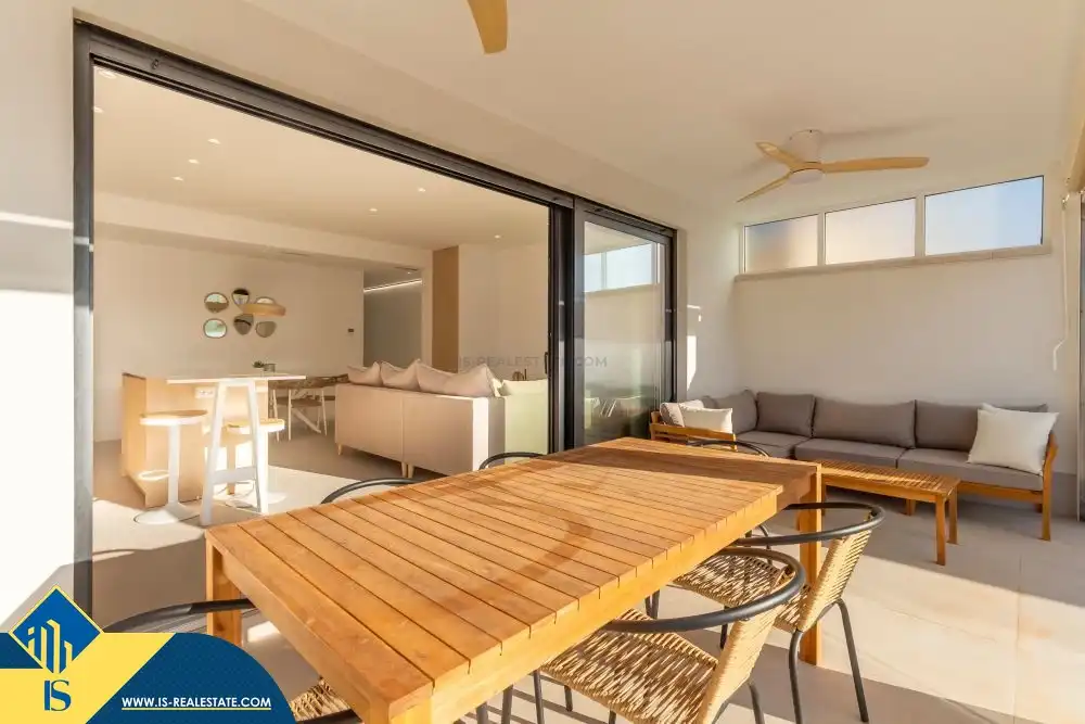 Chalet con piscina en venta en Zona Carrefour - Urbanizaciones, imagen 5