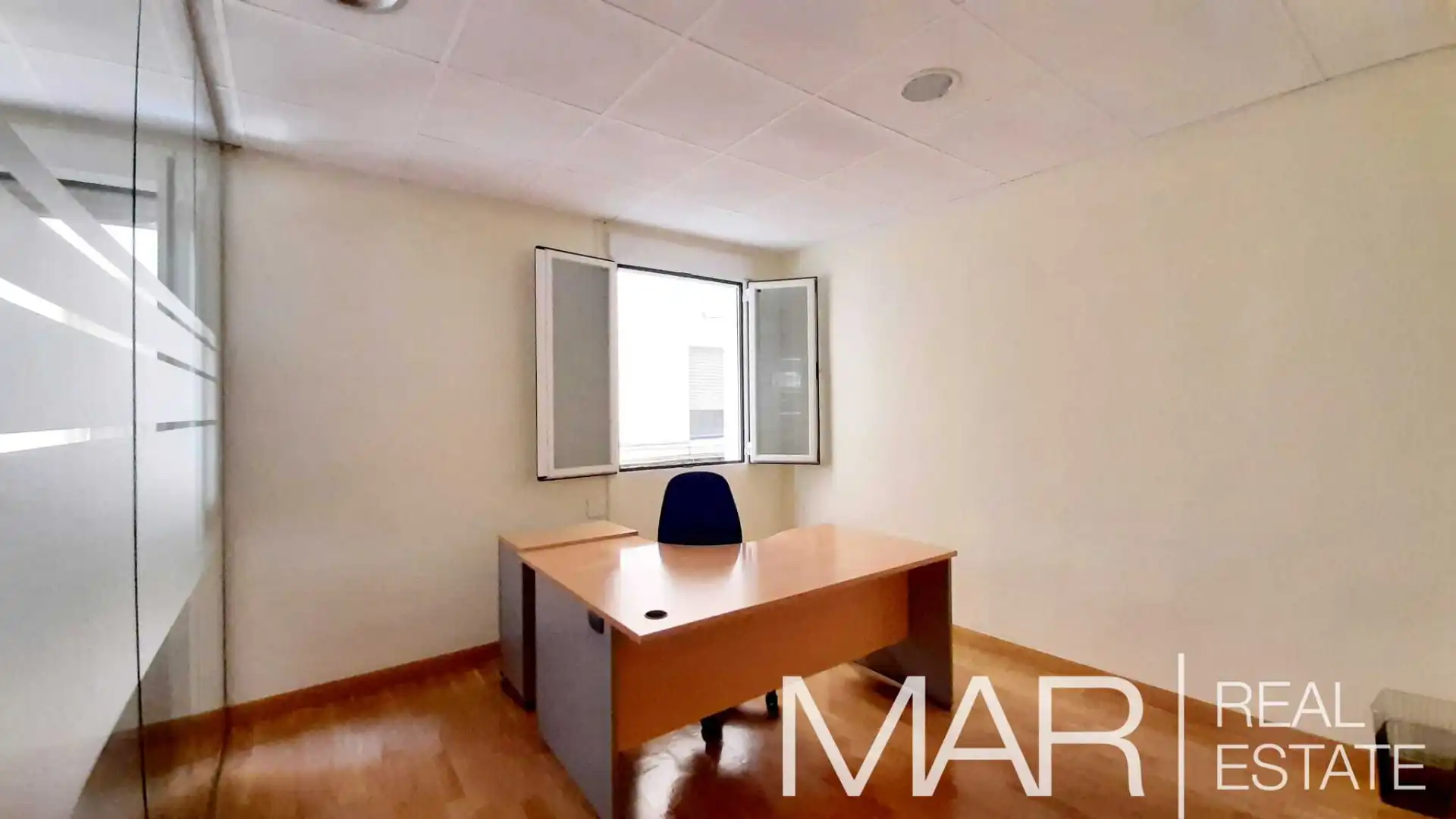Büro zur Miete in Madrid mit Klimaanlage, Heizung und Möbliert