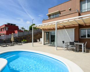 Piscina de Casa o xalet en venda en San Bartolomé de Tirajana amb Aire condicionat, Terrassa i Piscina